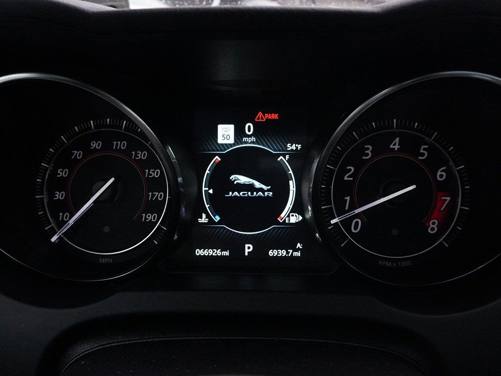 Used 2019 Jaguar F-TYPE R-Dynamic image 39