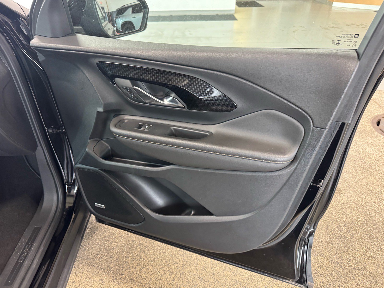 Certified 2023 GMC Terrain AT4 w/ Infotainment Package II AWD/4WD image 20