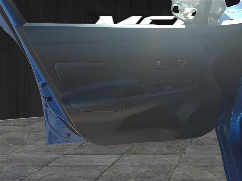 Used 2022 Nissan Versa S image 19