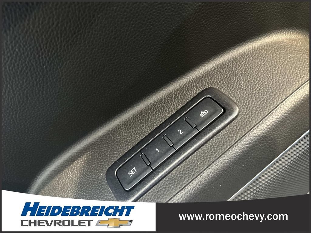 Used 2019 Chevrolet Tahoe Premier AWD/4WD image 34
