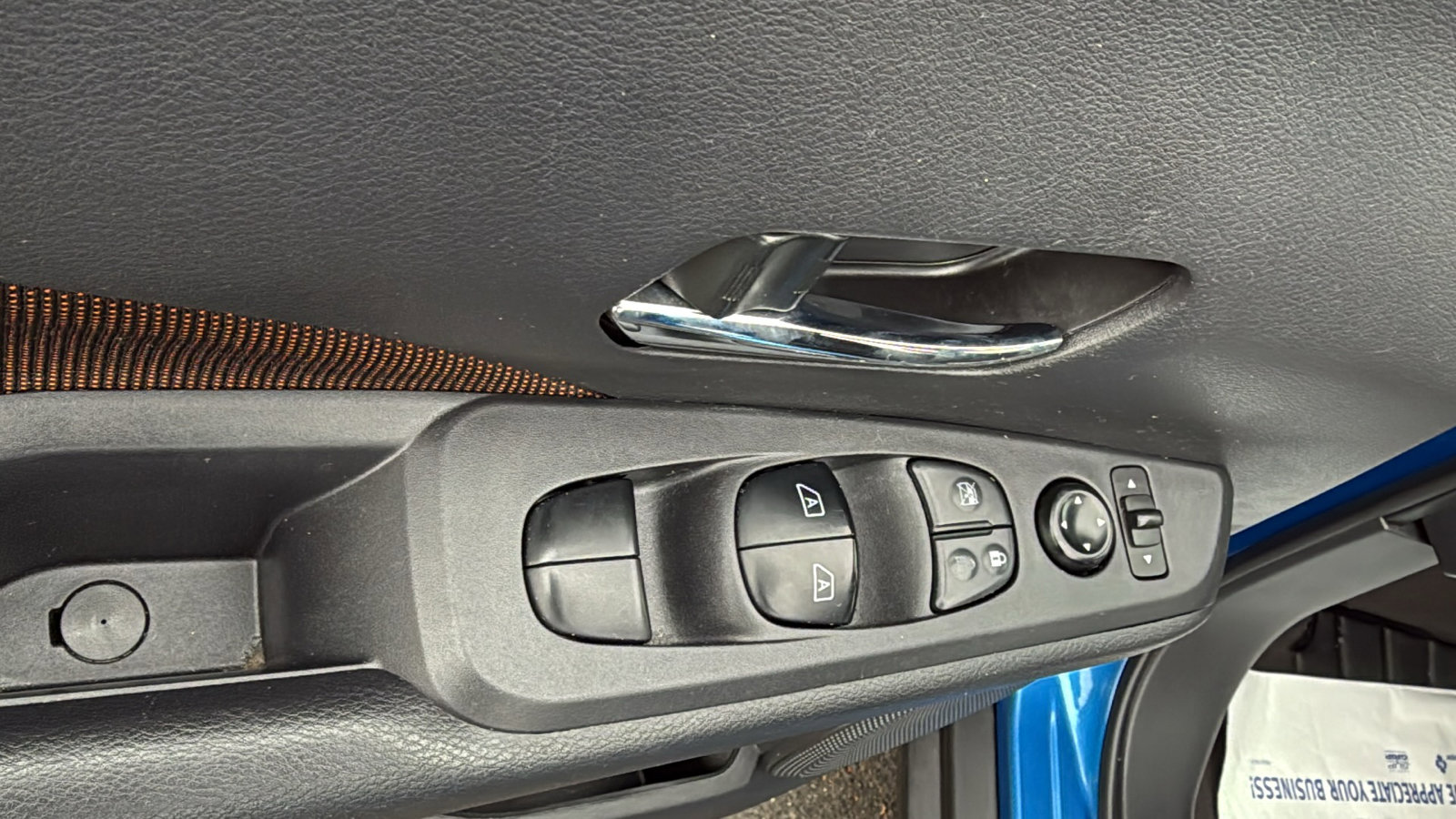 Certified 2024 Nissan Kicks SR image 7