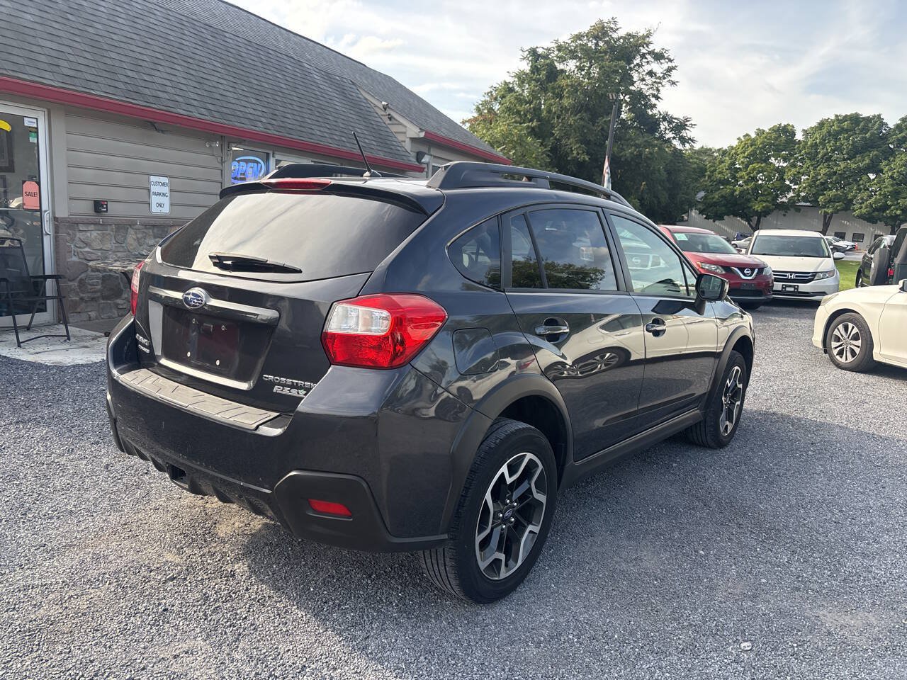 Used 2016 Subaru Crosstrek 2.0i Premium AWD/4WD image 5