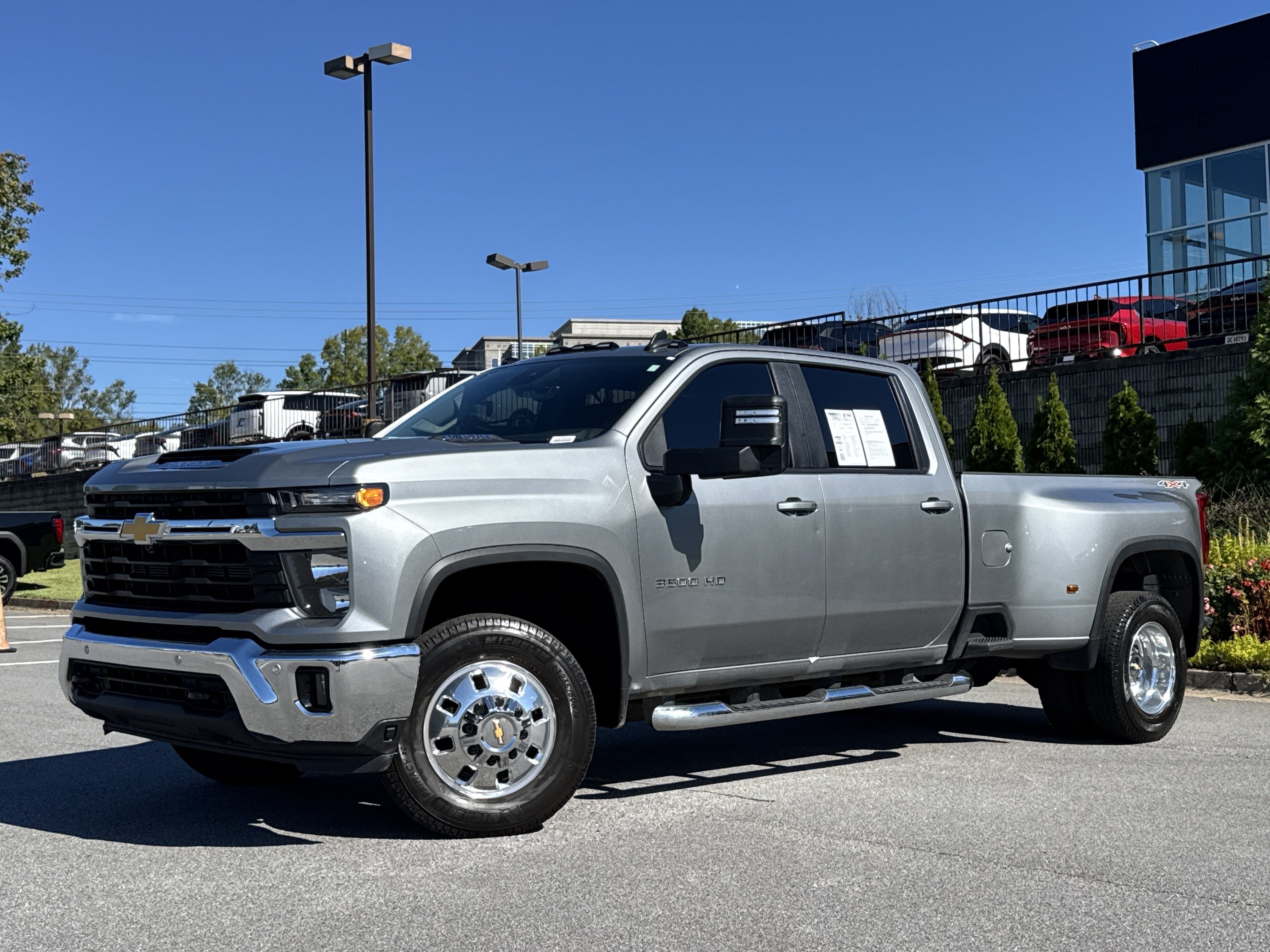 Used 2026 Chevrolet Silverado 3500 LT w/ All Star Edition AWD/4WD image 5