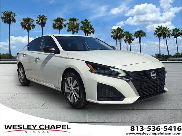 Certified 2025 Nissan Altima 2.5 S FWD image 1