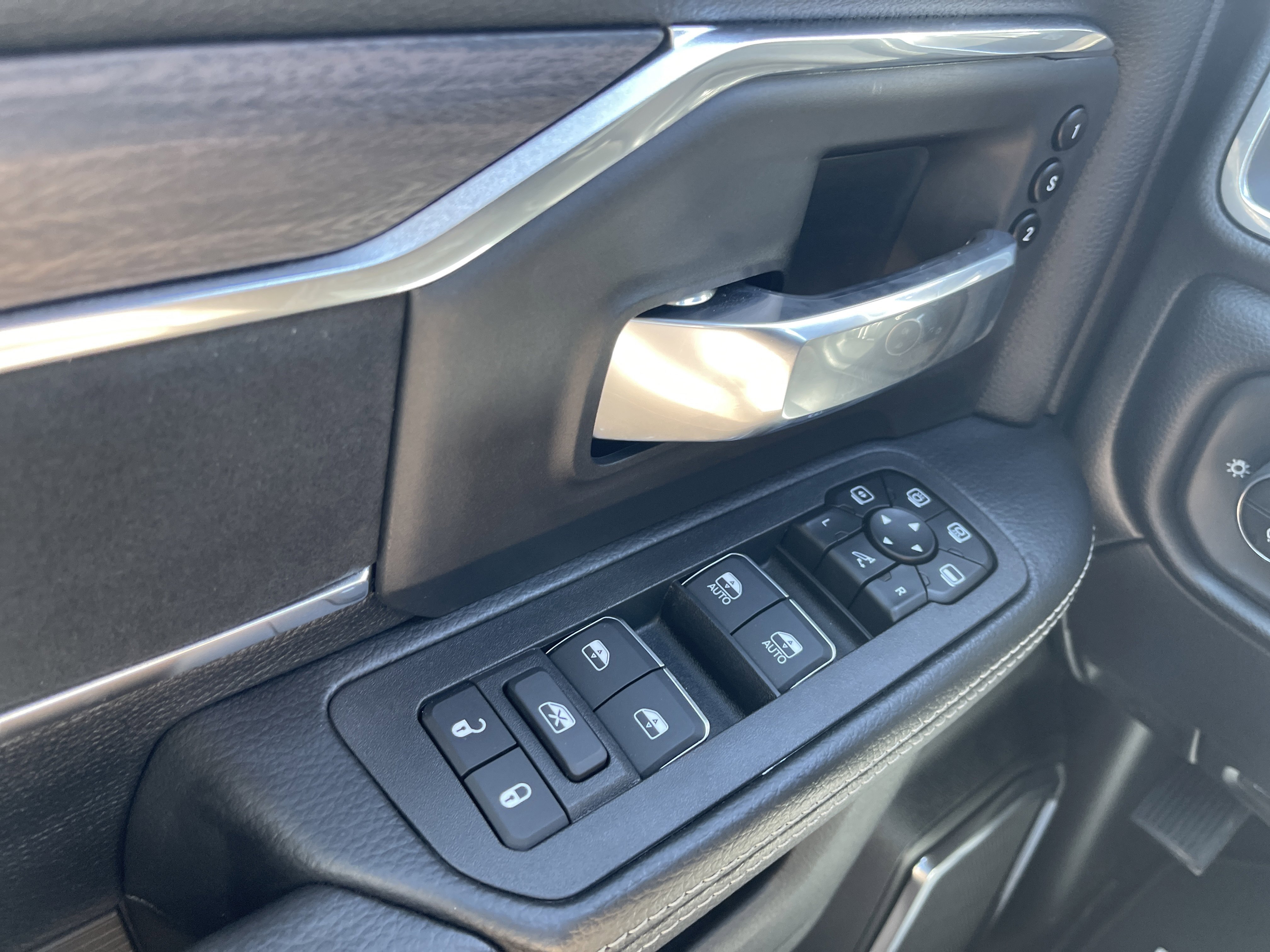 New 2026 RAM 2500 Laramie w/ Night Edition image 22