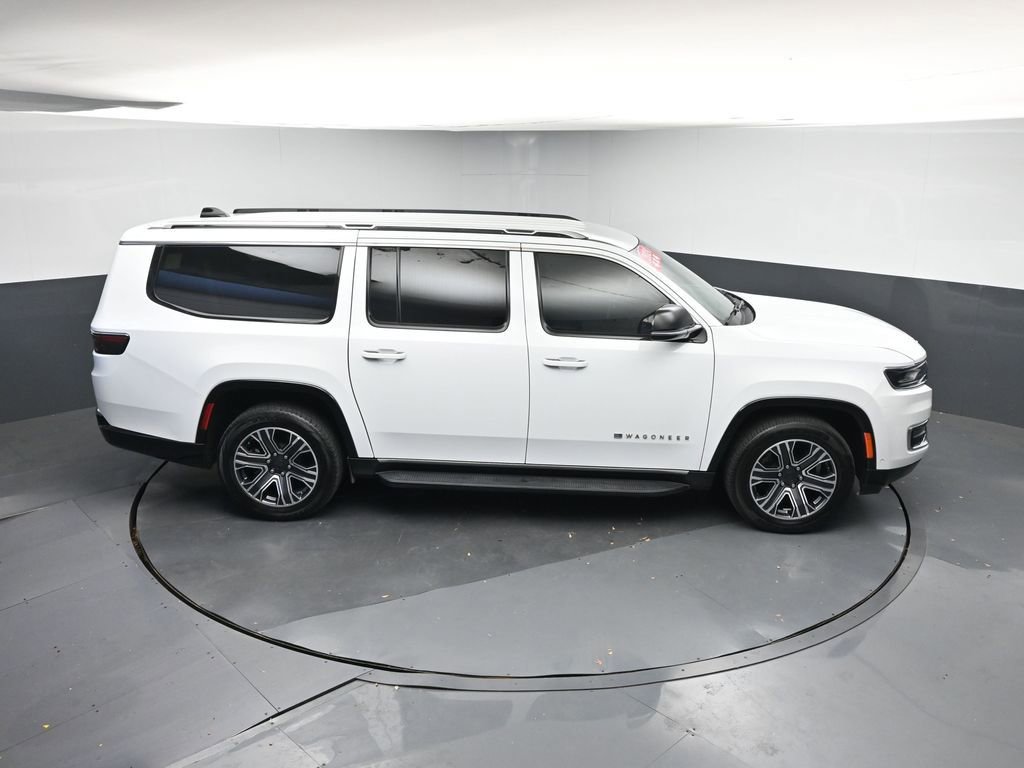 Used 2024 Jeep Wagoneer L Series II w/ Flexible Seating Group image 40