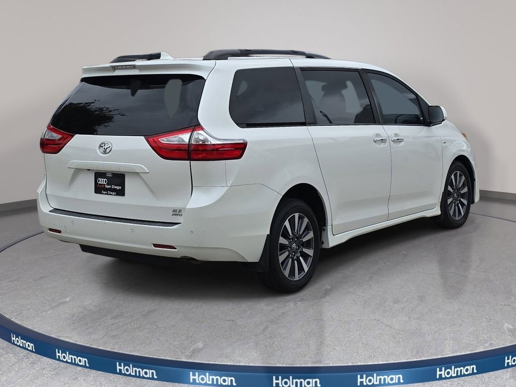 Used 2019 Toyota Sienna XLE w/ XLE Navigation Package AWD/4WD image 6