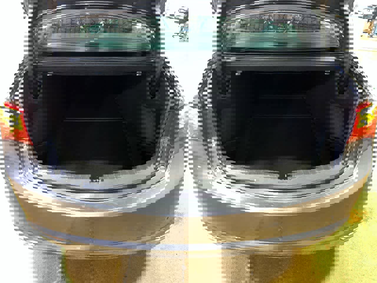 Used 2020 Acura TLX w/Technology Pkg image 29