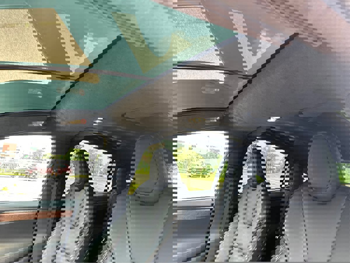 Used 2020 Tesla Model X Long Range image 20