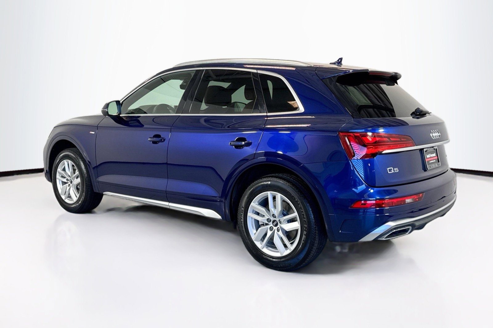 Used 2022 Audi Q5 2.0T Premium w/ Convenience Package image 7