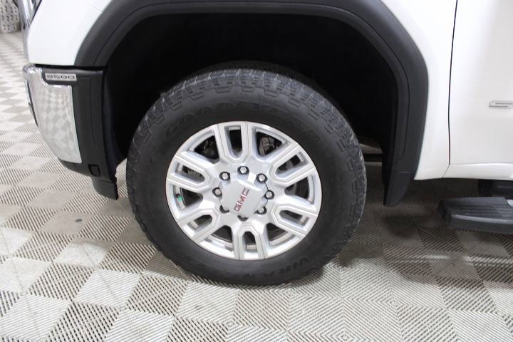 Used 2024 GMC Sierra 2500 SLT w/ SLT Convenience Package image 51