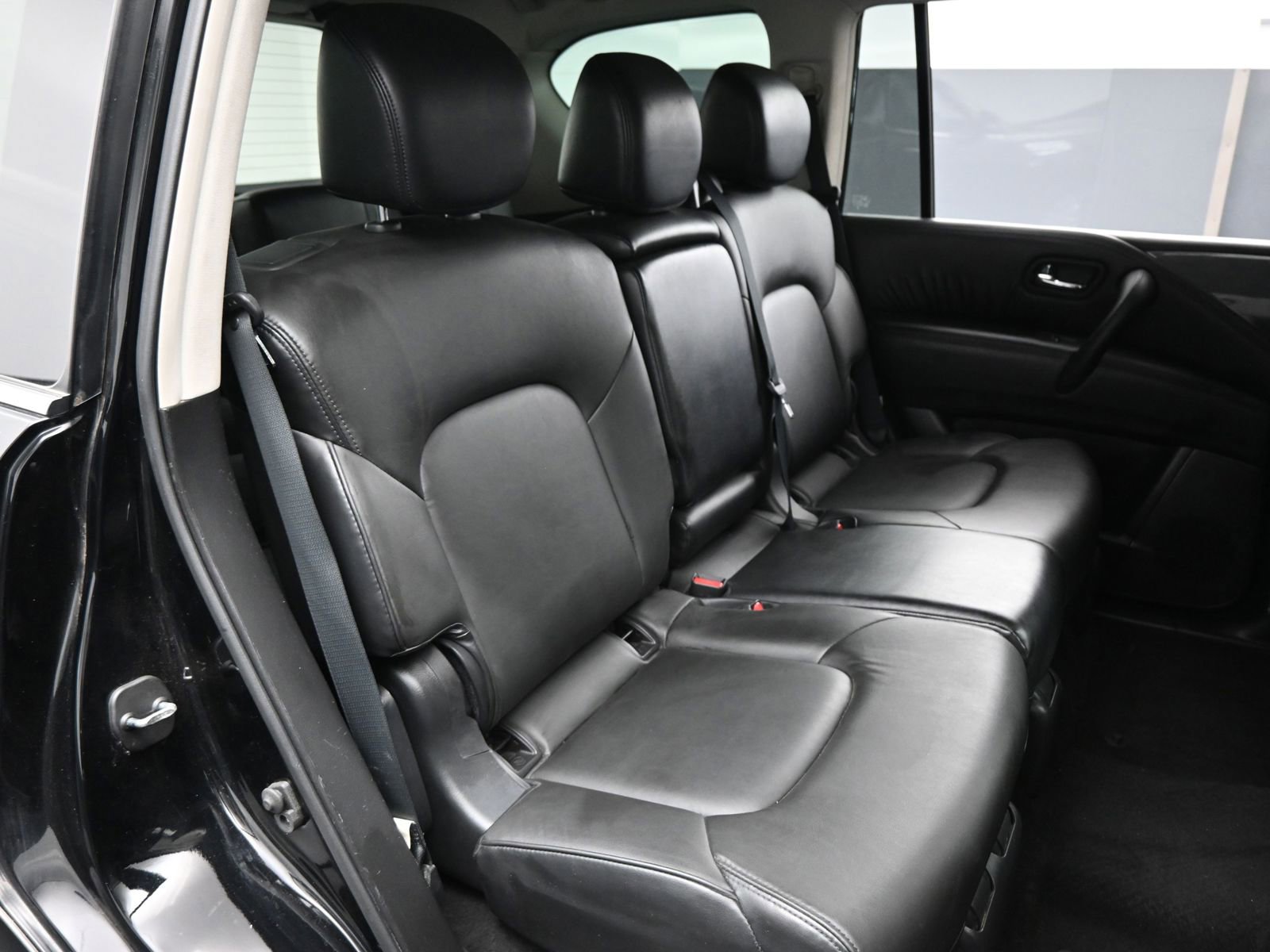 Used 2021 Nissan Armada SV image 13