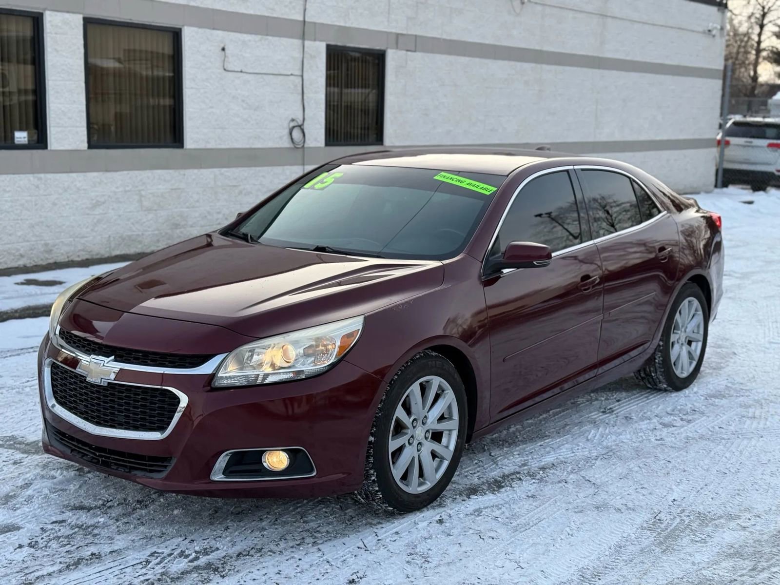 Used 2015 Chevrolet Malibu LT image 2