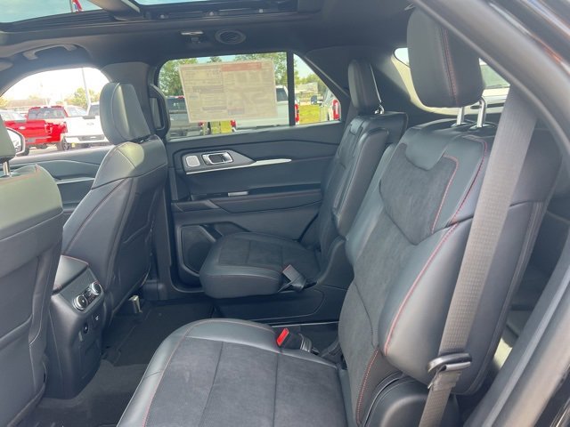 New 2025 Ford Explorer ST image 30