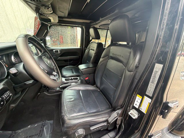 Used 2019 Jeep Wrangler Unlimited Sahara w/ Uconnect 4C Nav & Sound Group AWD/4WD image 21