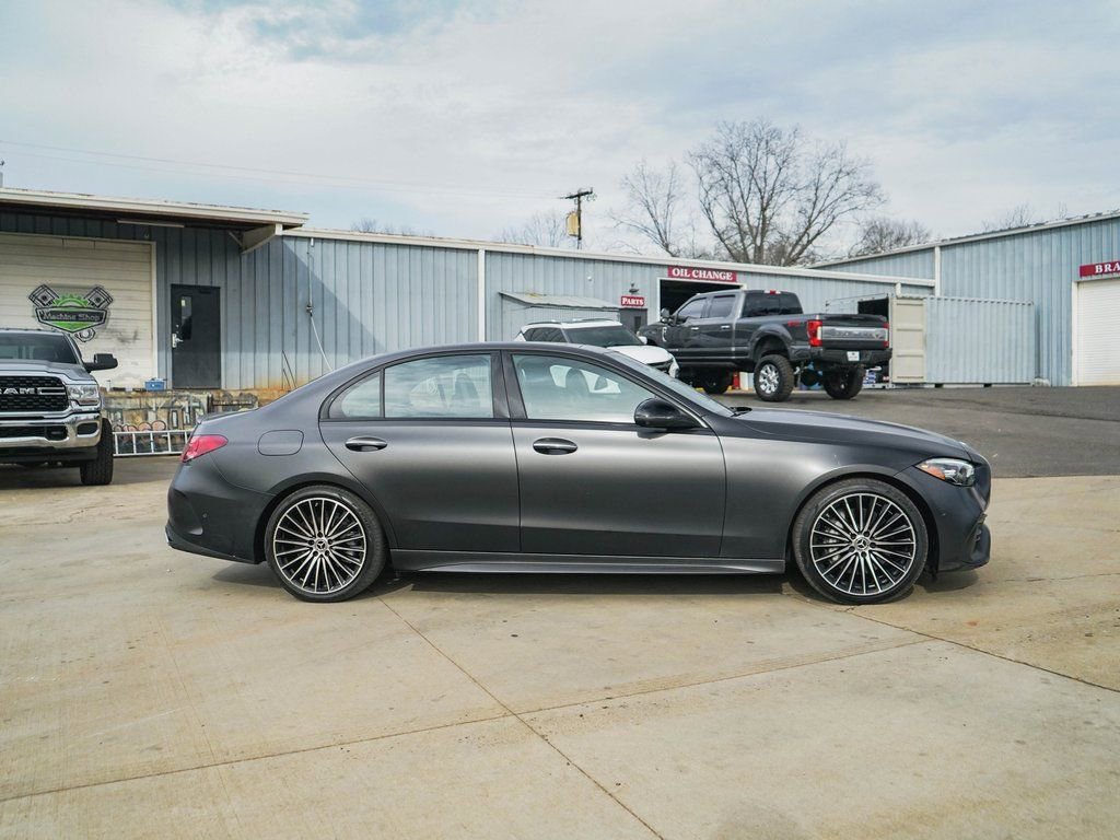 Used 2024 Mercedes-Benz C 300 Sedan image 3