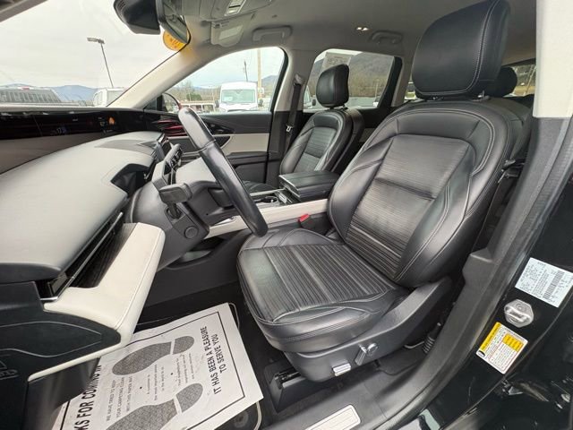 Used 2024 Lincoln Nautilus Reserve image 30