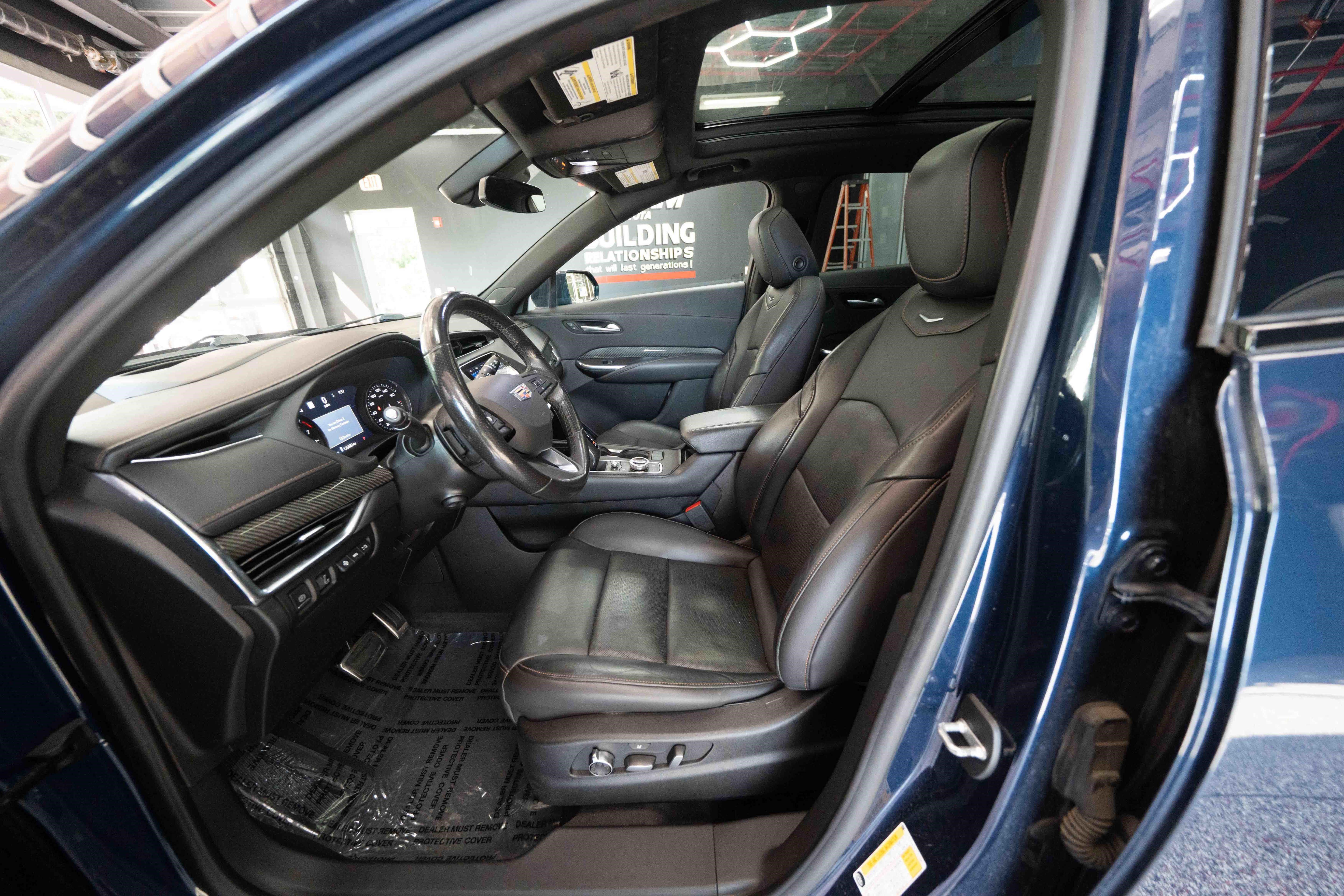 Used 2019 Cadillac XT4 Sport AWD/4WD image 9