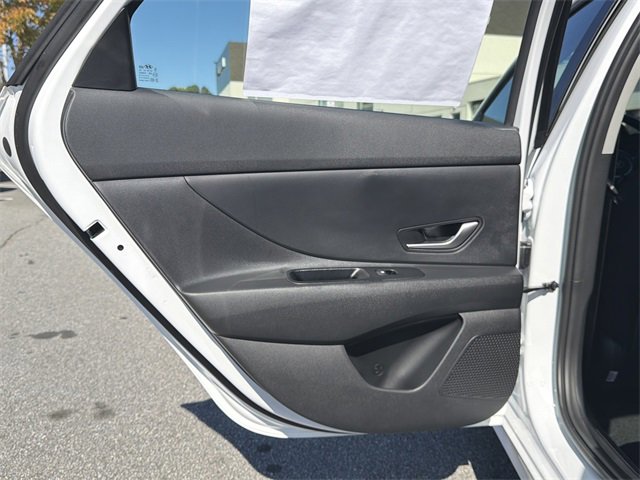 New 2026 Hyundai Elantra Blue image 20