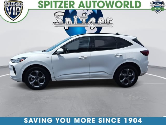 Used 2023 Ford Escape ST-Line Select AWD/4WD image 5