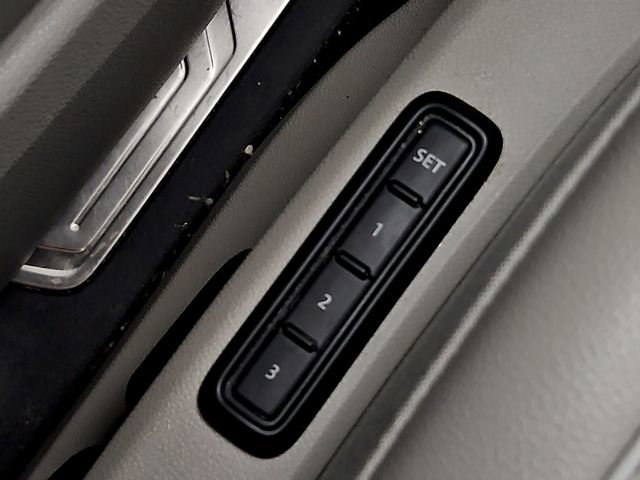 Used 2024 Volkswagen Atlas SEL Premium R-Line image 29