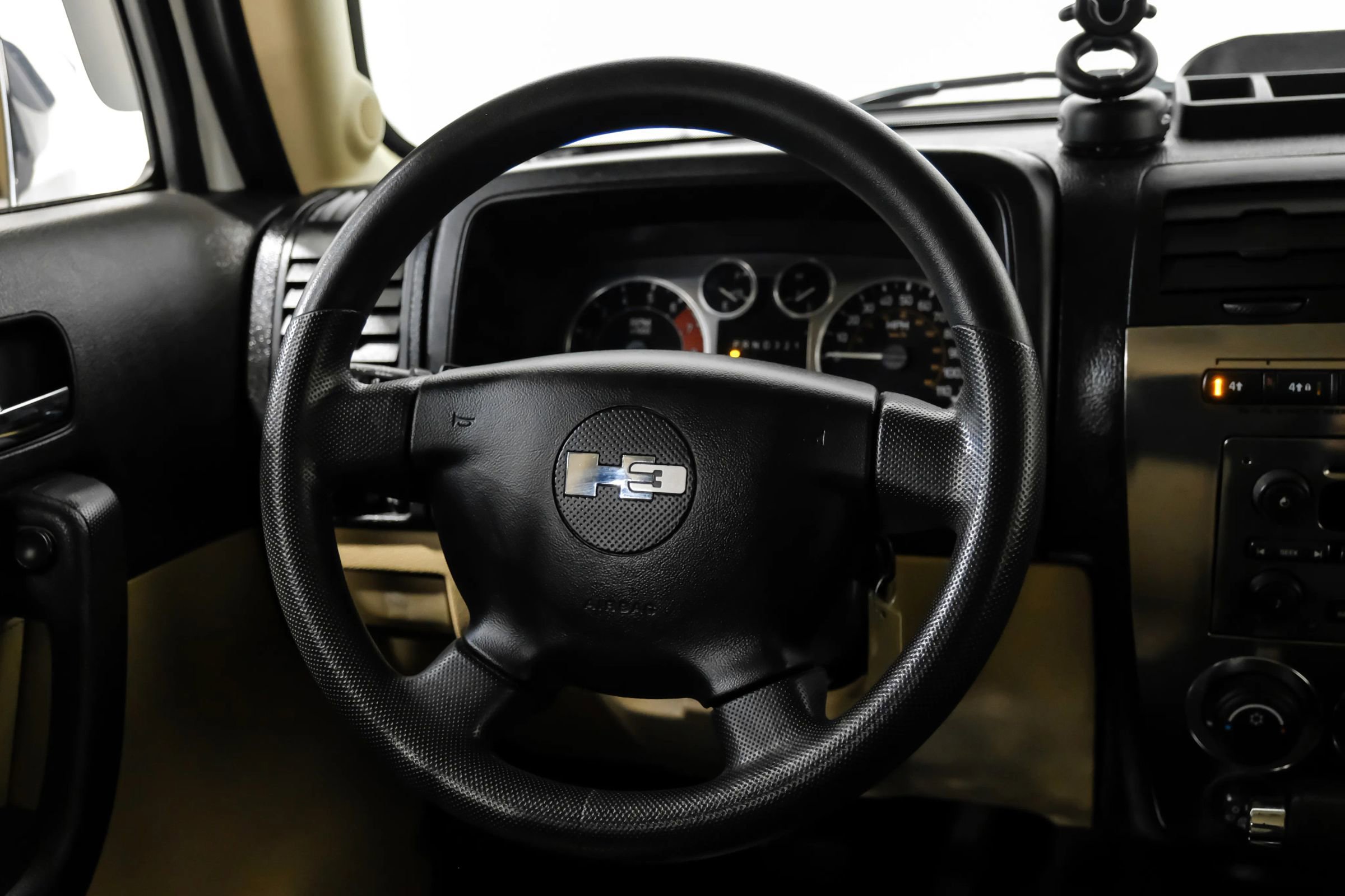 Used 2006 HUMMER H3 image 16