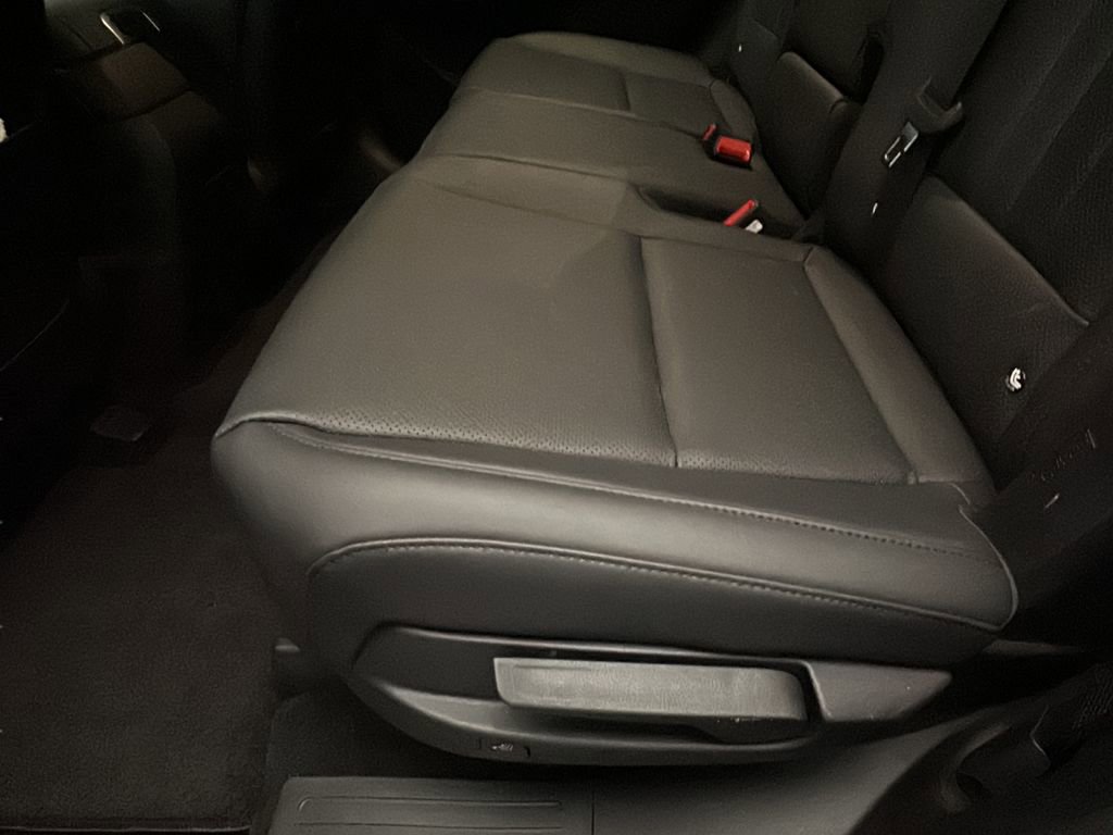 Used 2025 Hyundai Santa Fe SEL image 12