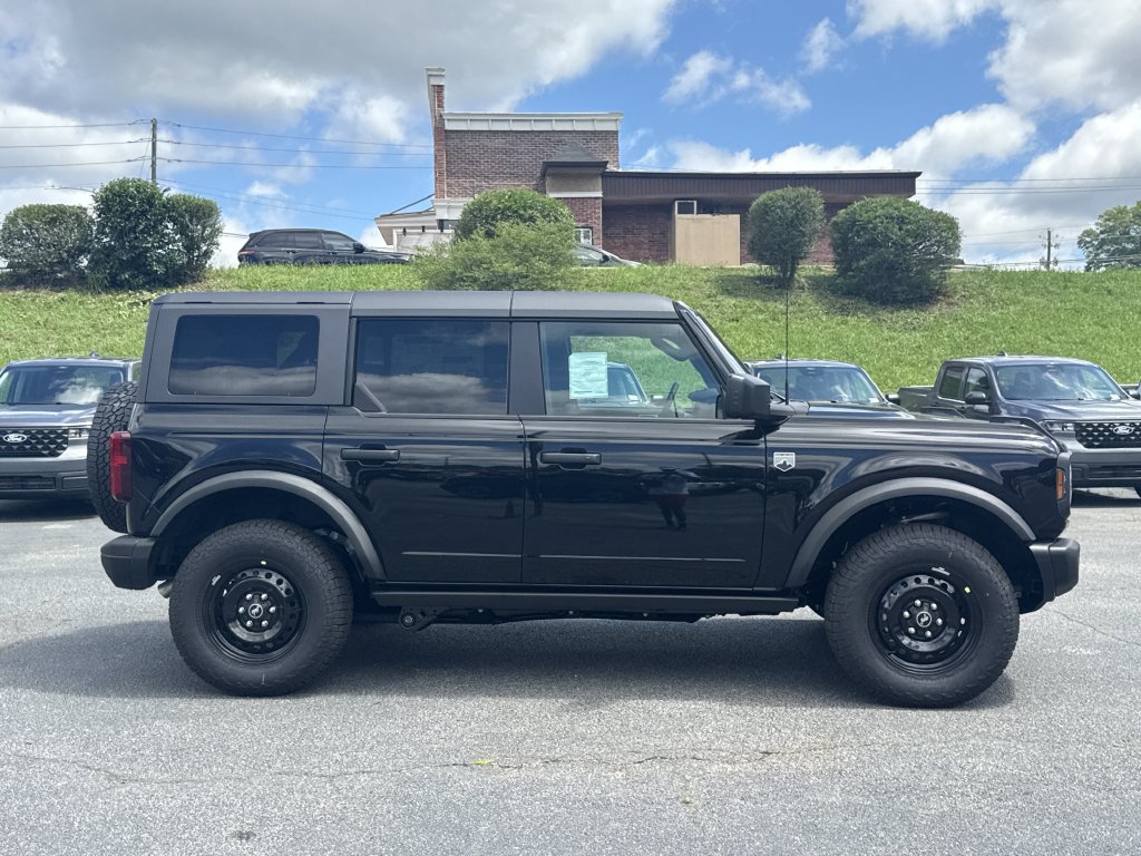 New 2026 Ford Bronco Big Bend w/ Black Diamond Package AWD/4WD image 8