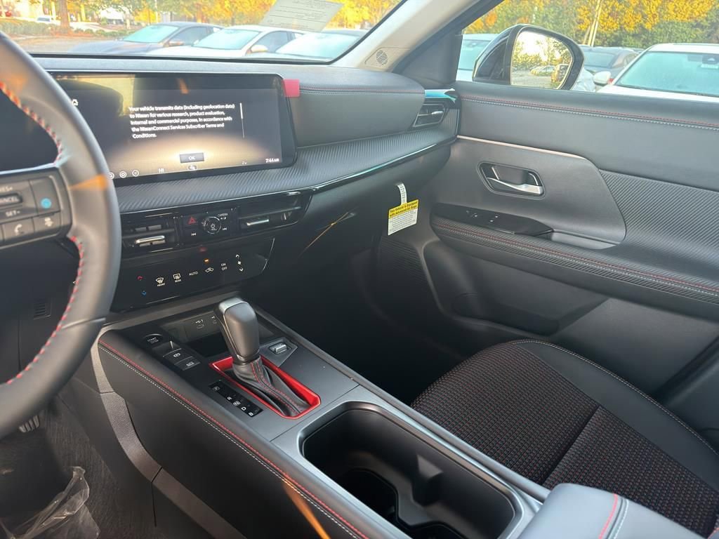 New 2026 Nissan Kicks SR image 23