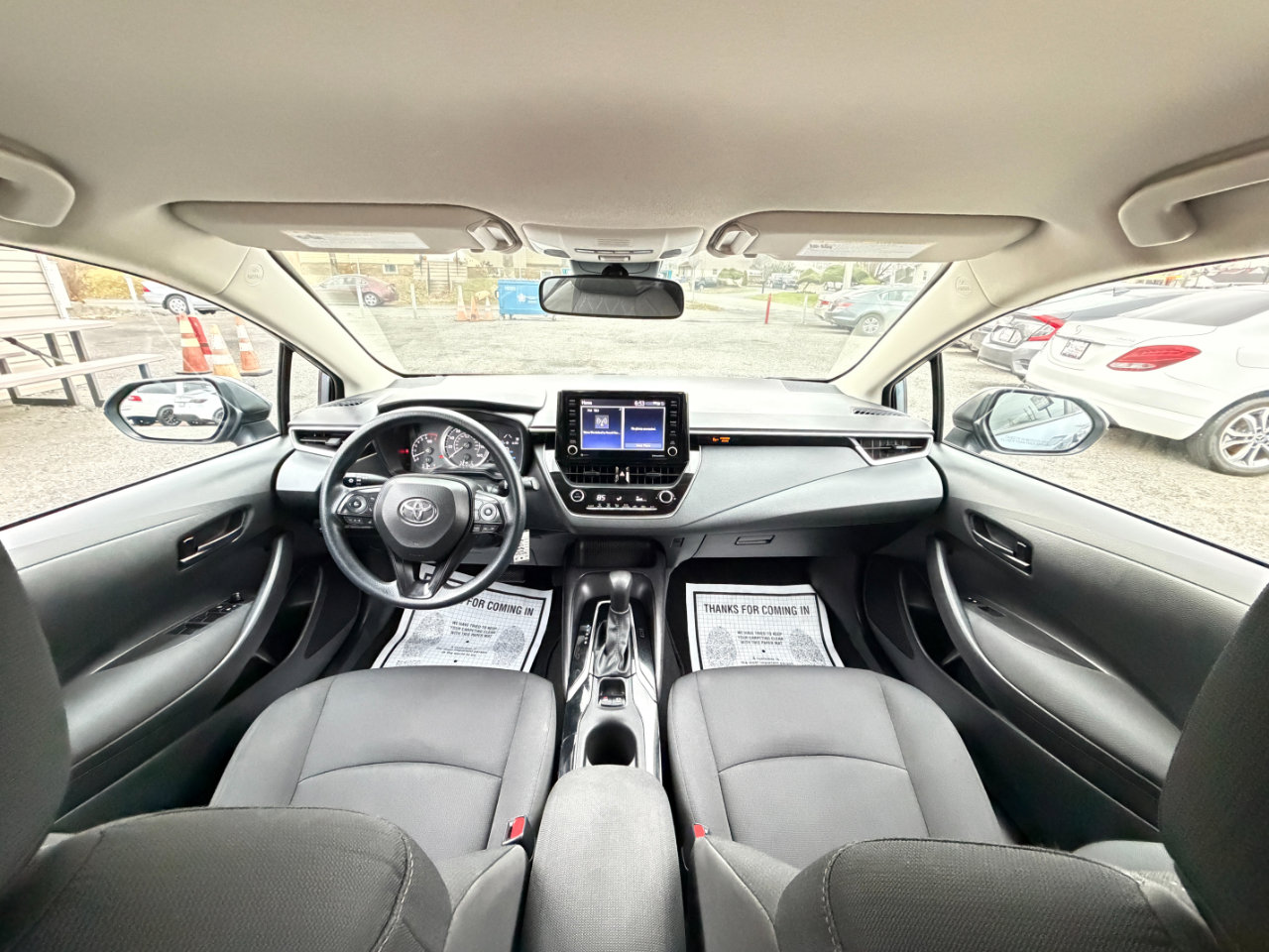 Used 2022 Toyota Corolla LE image 23