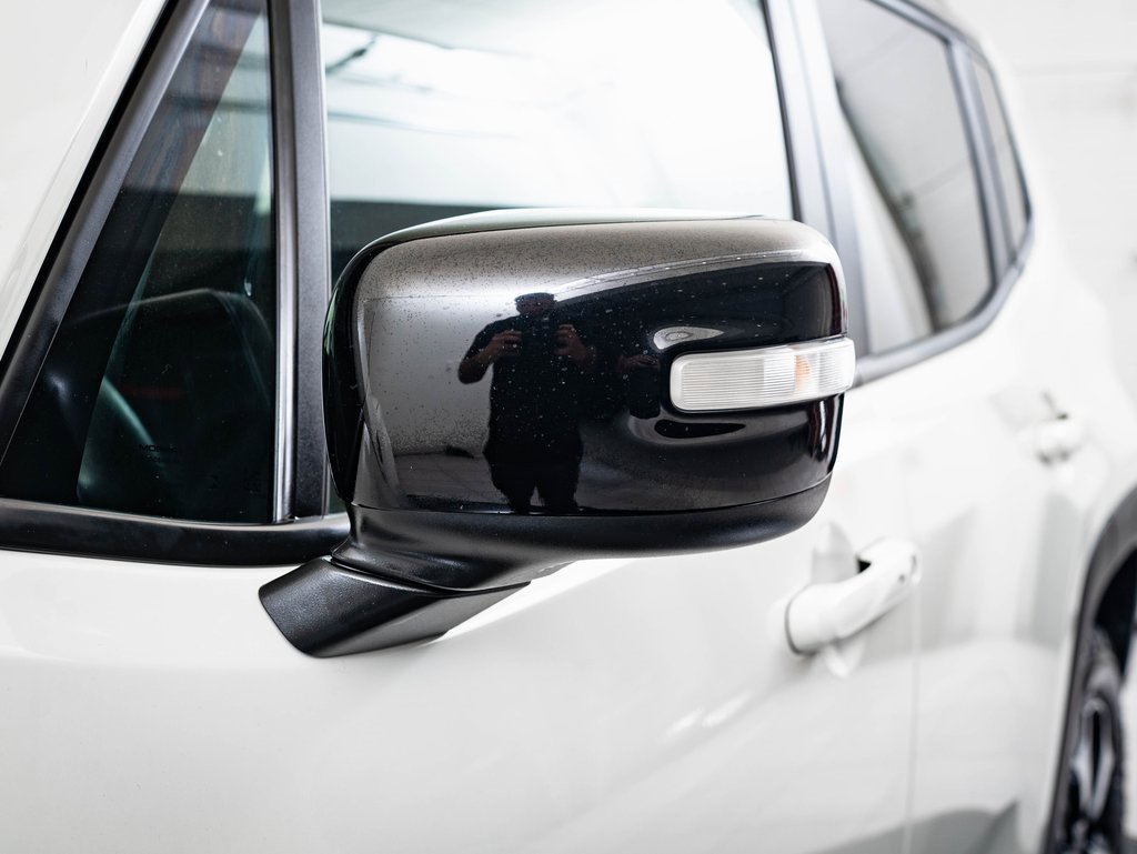 Used 2022 Jeep Renegade Trailhawk image 14