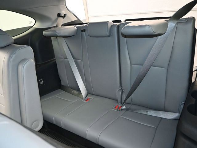 Used 2026 Toyota Highlander XLE image 14