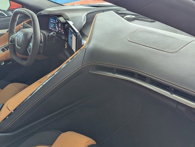 Used 2024 Chevrolet Corvette Stingray Preferred Conv w/ Z51 Performance Package RWD image 15