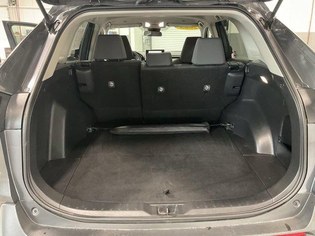 Used 2025 Toyota RAV4 XLE AWD/4WD image 20