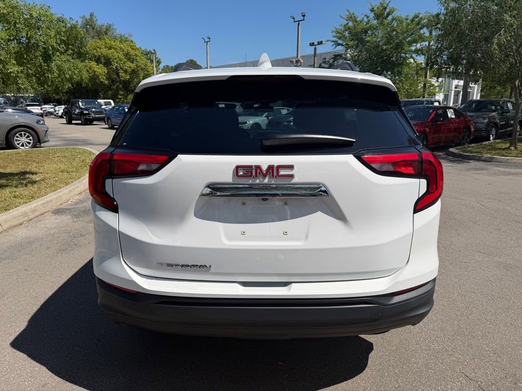 Used 2020 GMC Terrain SLE w/ Driver Convenience Package image 5