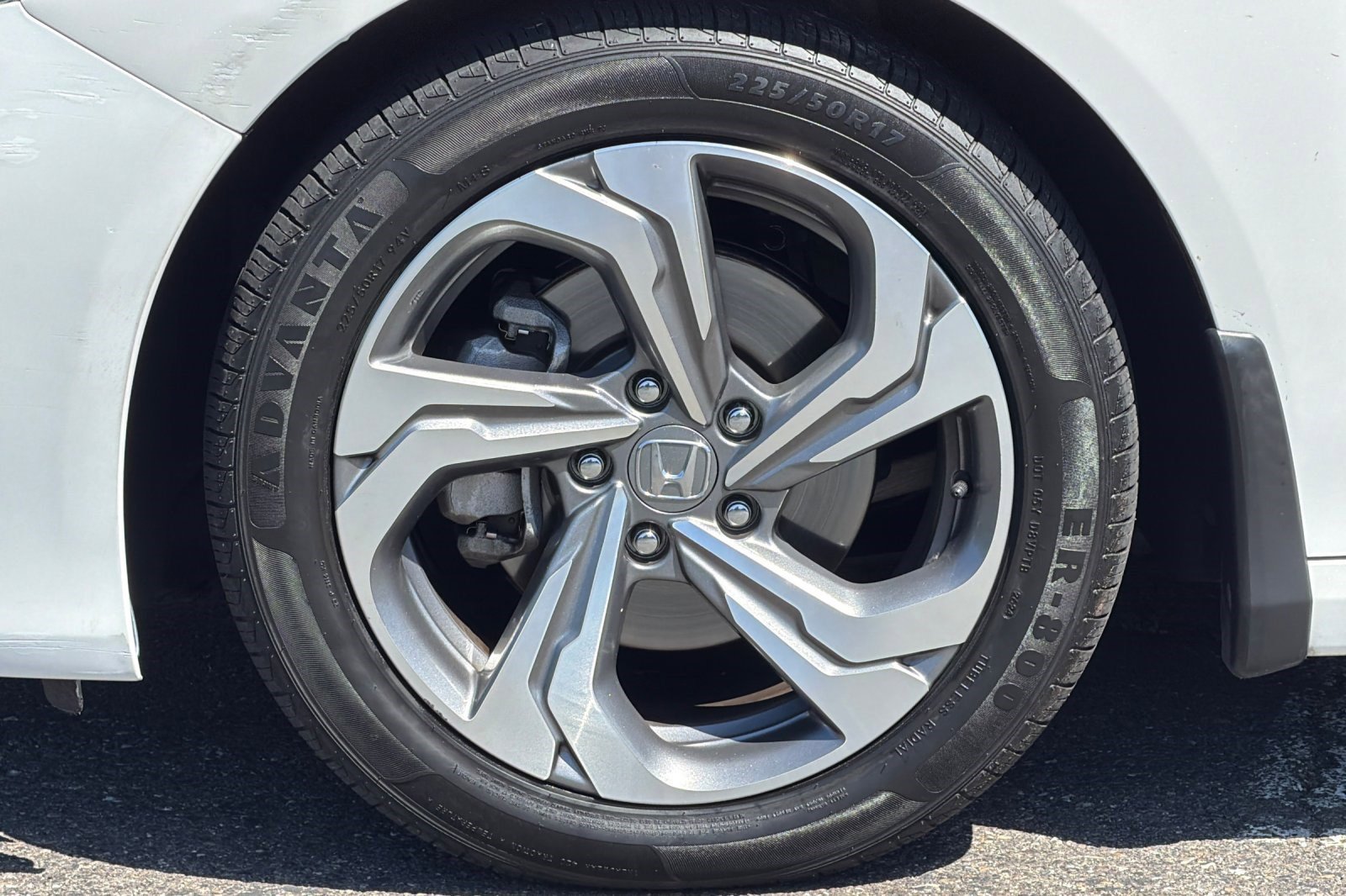 Used 2020 Honda Accord EX-L image 36
