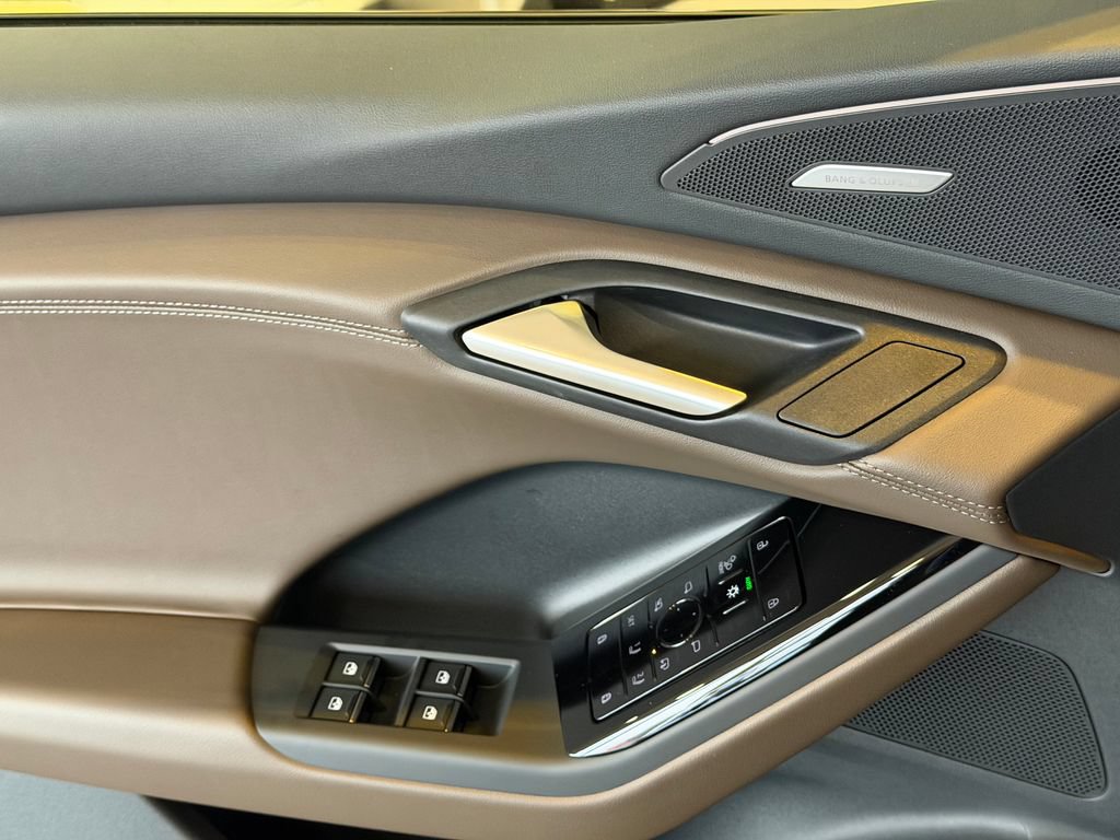 New 2027 Audi Q6 e-tron Premium Plus AWD/4WD image 30