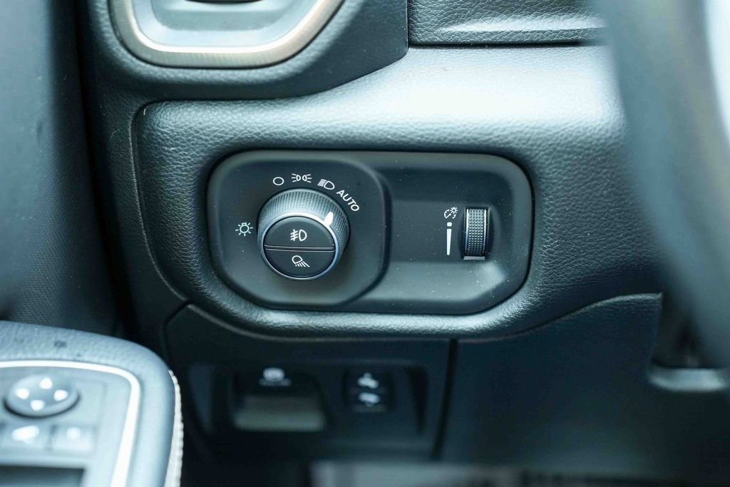 Used 2023 RAM 1500 Sport w/ Rebel Level 2 Equipment Group AWD/4WD image 26