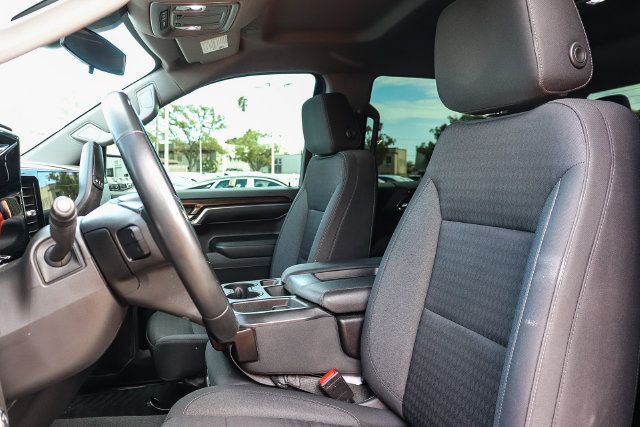 Used 2023 Chevrolet Silverado 1500 LT RWD image 18