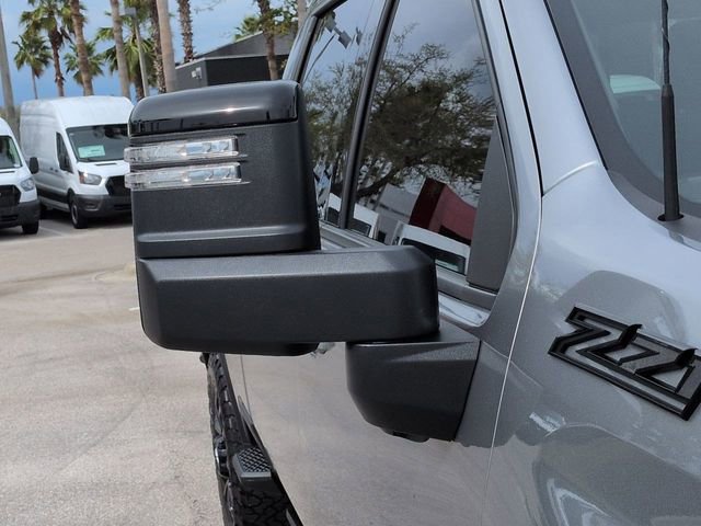 Used 2025 Chevrolet Silverado 2500 LTZ w/ LTZ Plus Package image 12