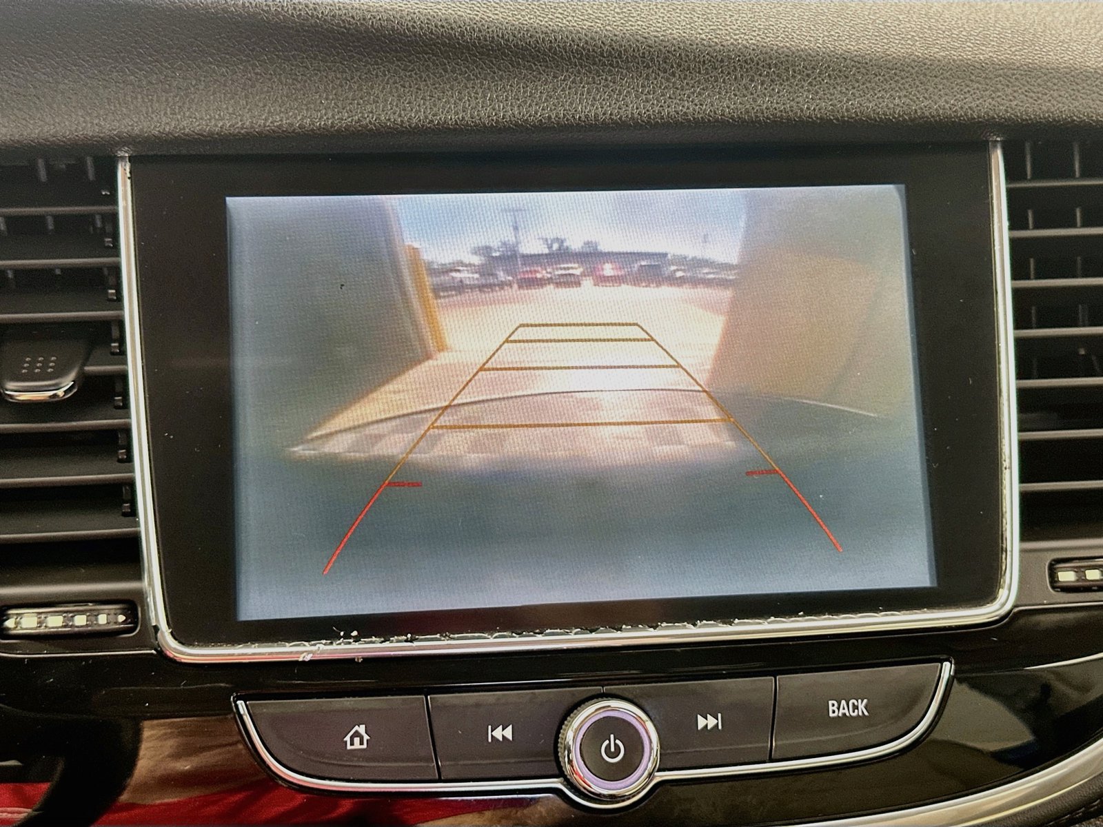 Used 2020 Buick Encore Preferred w/ Safety Package FWD image 12