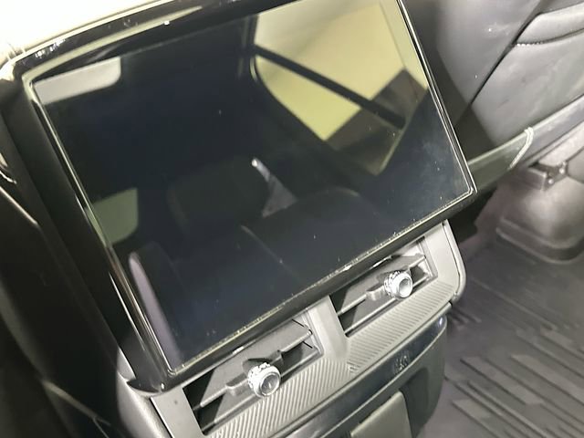 New 2026 Cadillac Vistiq Sport w/ LPO, Floor Liner Package AWD/4WD image 16