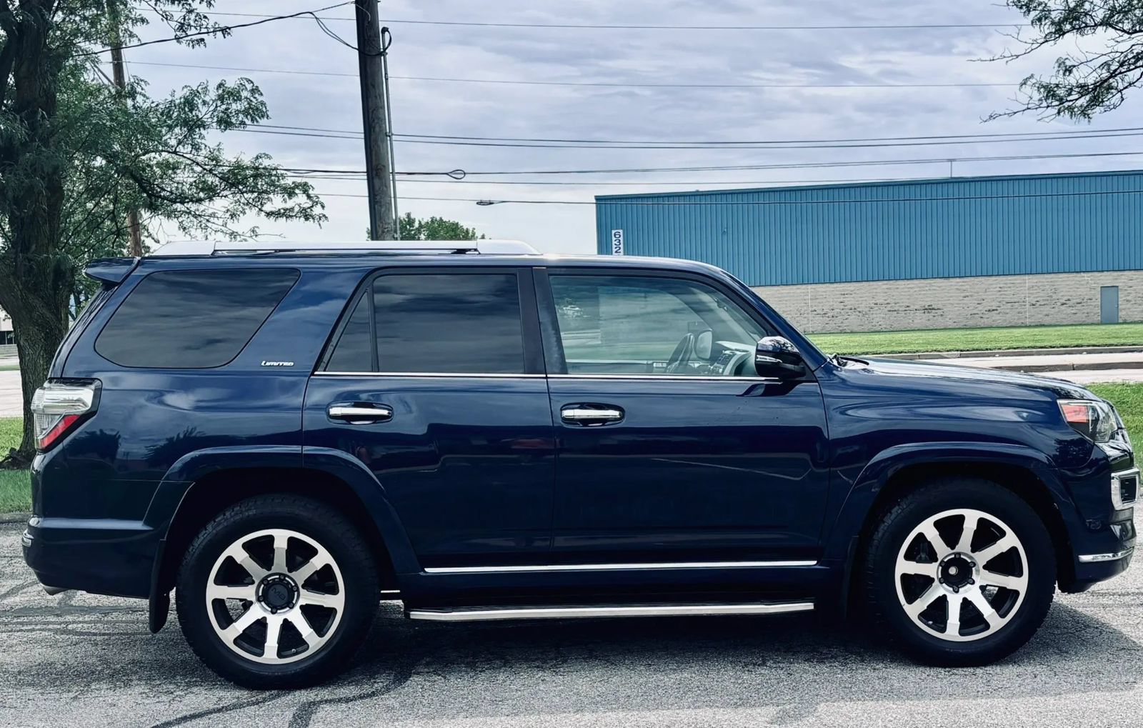 Used 2016 Toyota 4Runner Limited RWD image 2