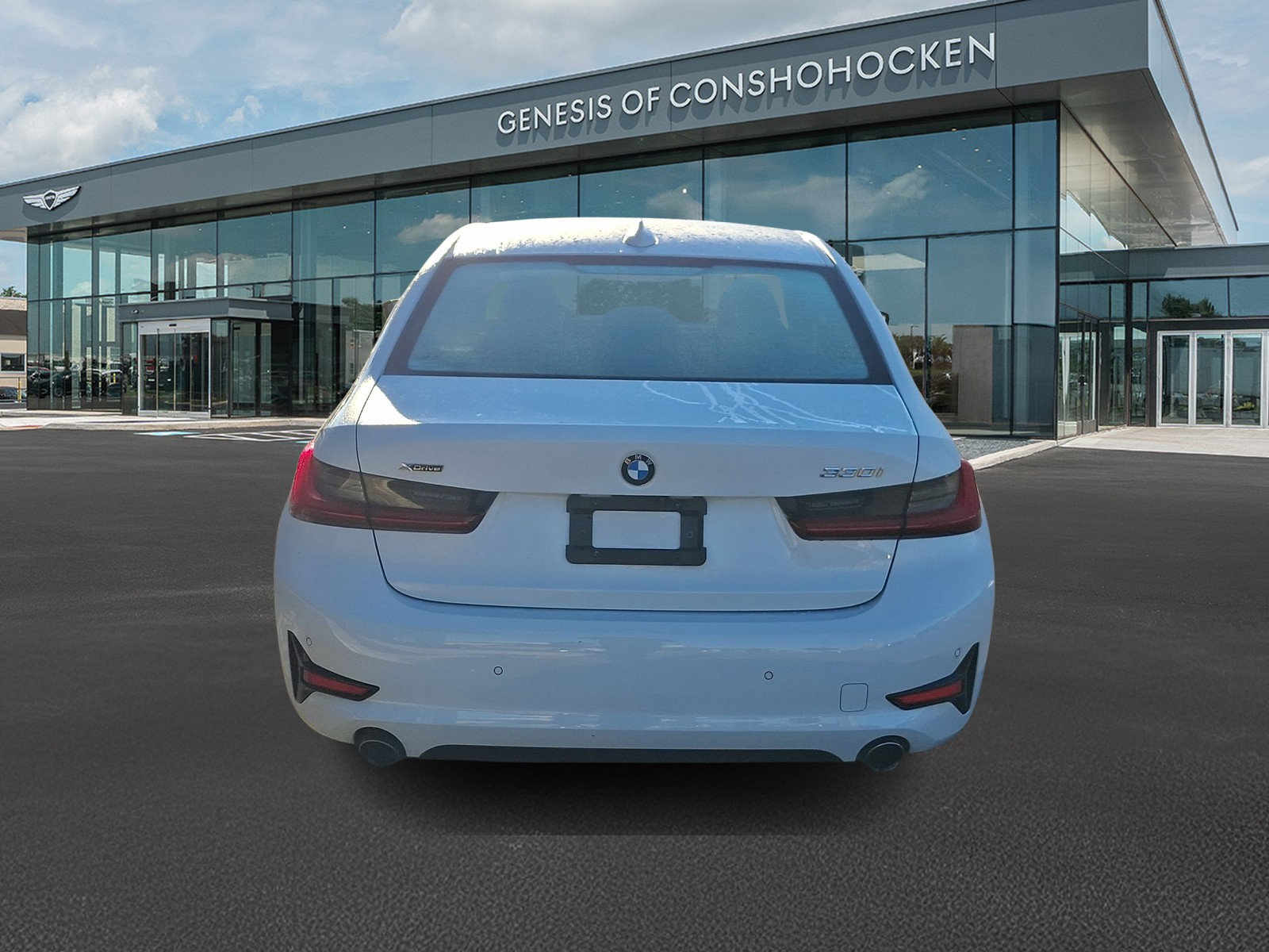 Used 2019 BMW 330i xDrive Sedan w/ Driving Assistance Package AWD/4WD image 5