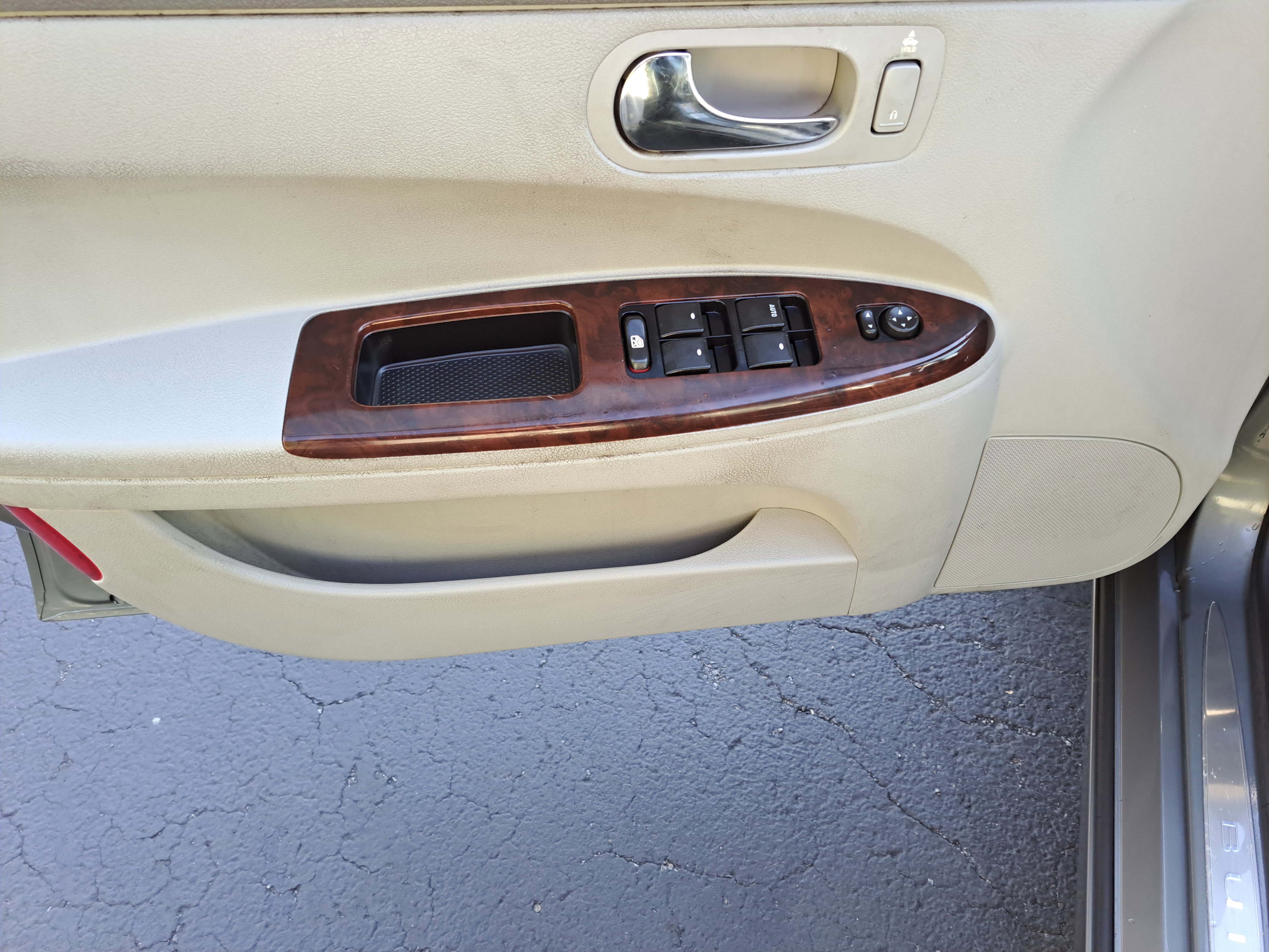 Used 2008 Buick LaCrosse CXL image 12