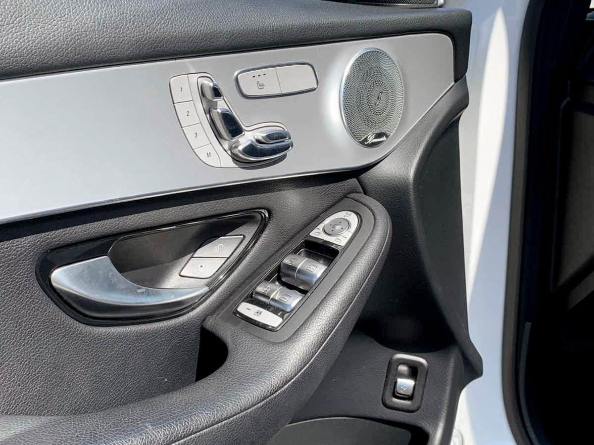 Used 2019 Mercedes-Benz GLC 300 image 14