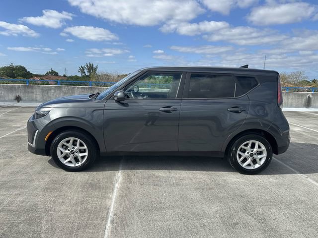 Used 2024 Kia Soul LX w/ Option Group 015 FWD image 31