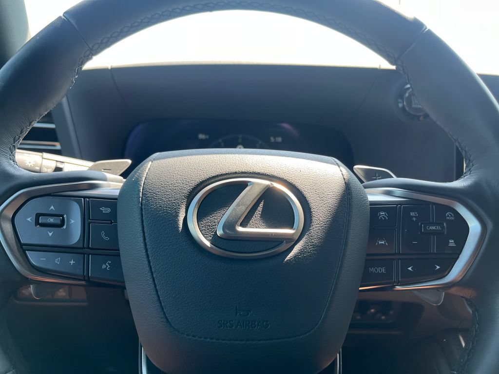 Used 2025 Lexus GX 550 w/ Accessory Package (Z1) AWD/4WD image 42