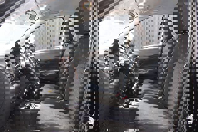 Used 2016 Nissan Versa Note SV image 11