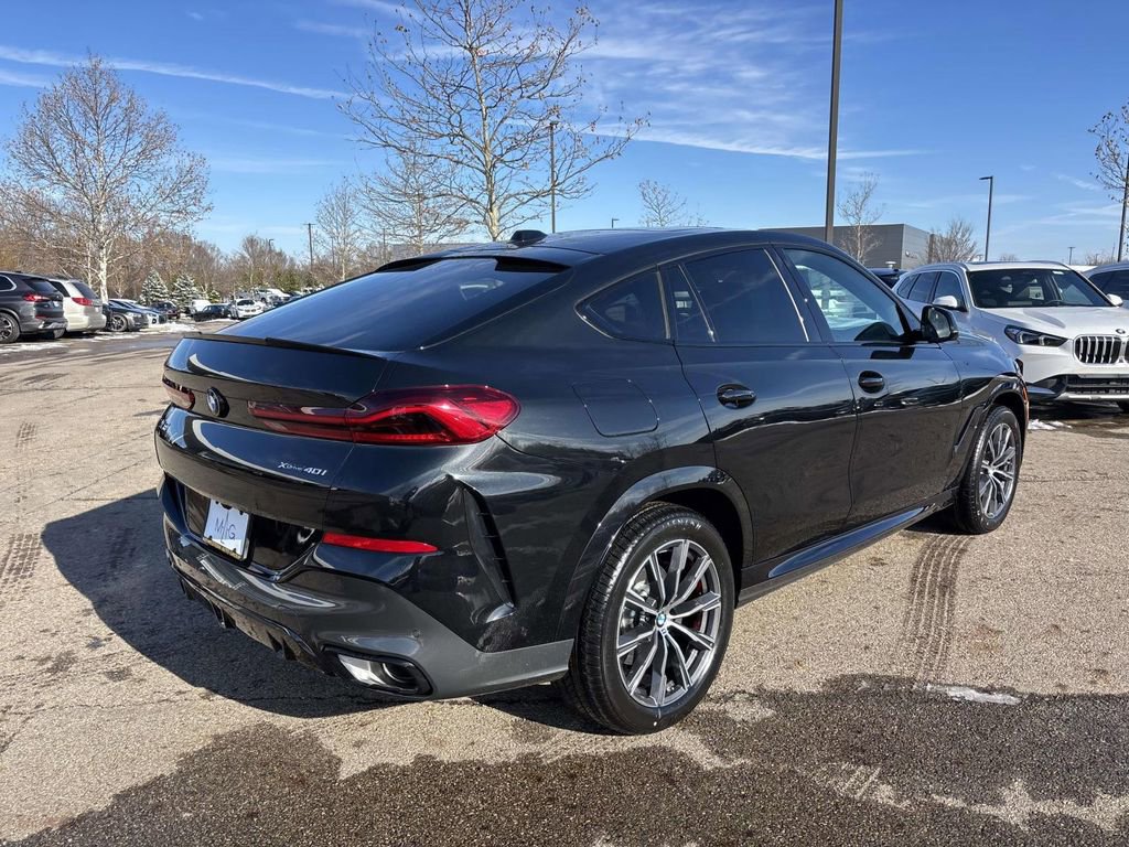 New 2026 BMW X6 xDrive40i w/ Executive Package image 7